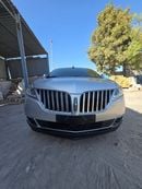 Lincoln MKX 2013 Lincoln MKX – Luxury midsize SUV in excellent condition. Powered by a strong 3.7L V6 engine wit