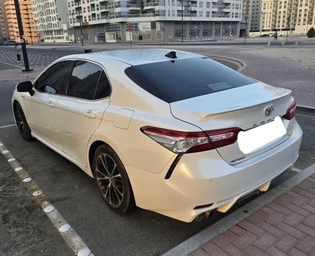 تويوتا كامري 3.5L Sport (298 HP)