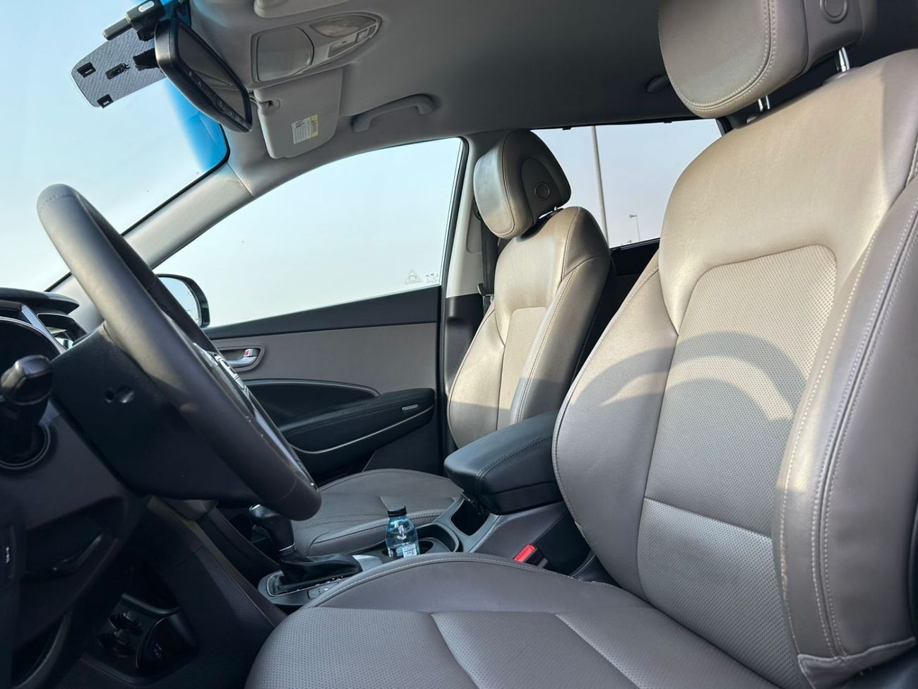 هيونداي سانتا في 2017 Hyundai Santa Fe 4x4 AWD - 3.3L V6 GDi - 7 Leather Seats - Push Start - Big Screen -