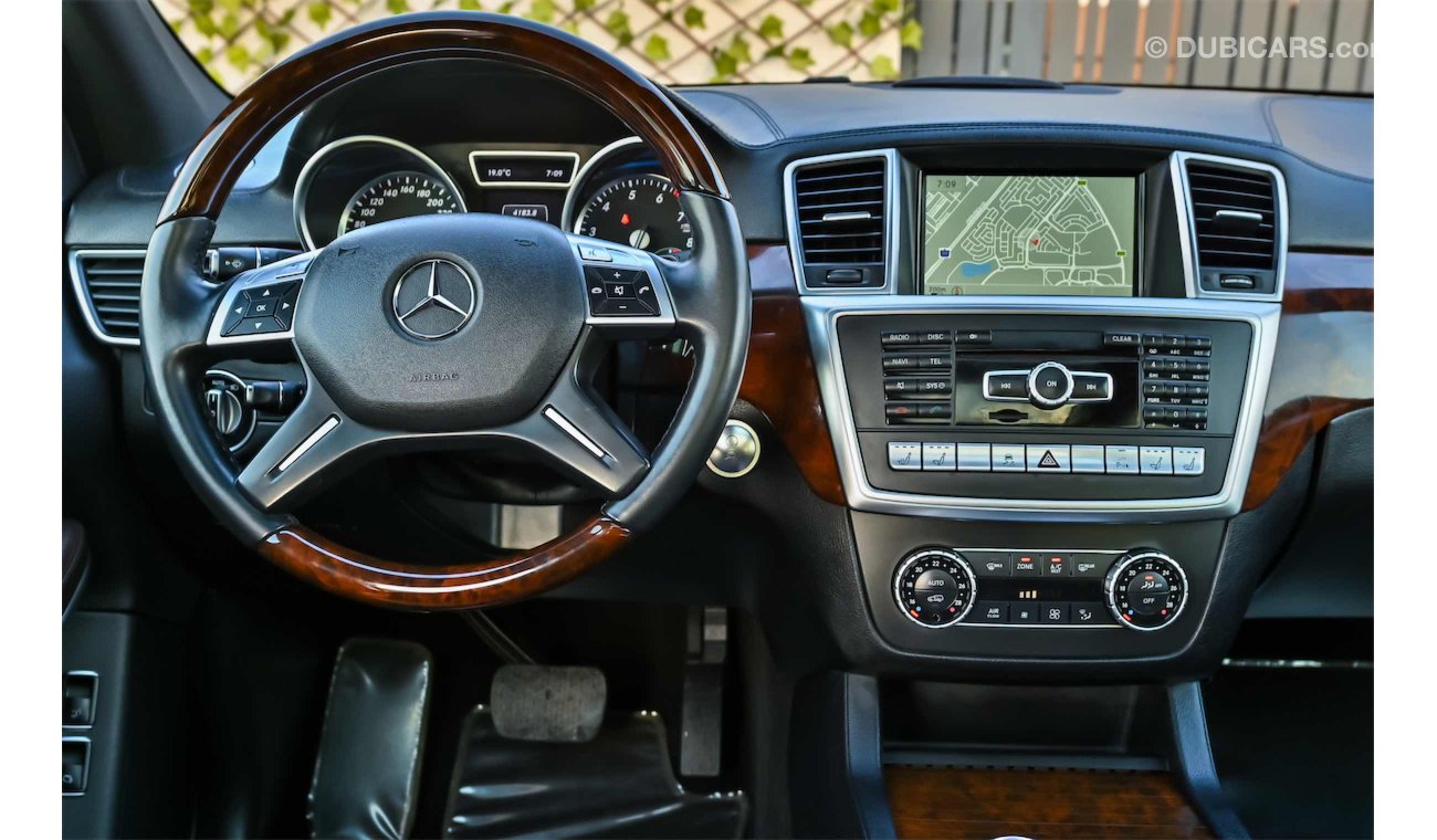 Mercedes-Benz GL 500 AMG | 2,708 P.M (4 Years) | 0% Downpayment | Spectacular Condition!