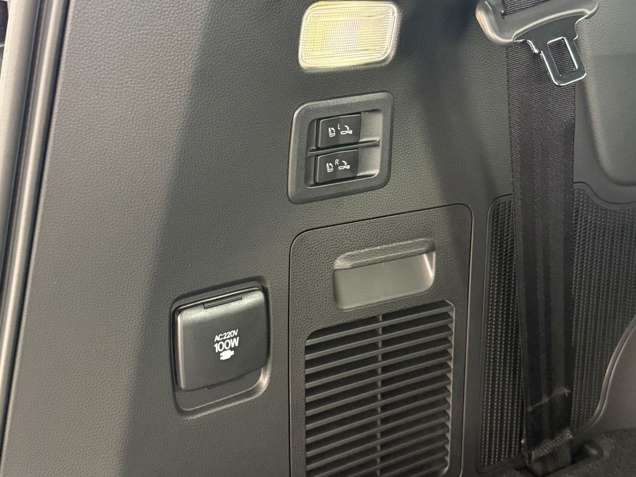 Toyota Land Cruiser 2026 LAND CRUISER 300 GR-SPORT 3.5 TWIN TURBO 