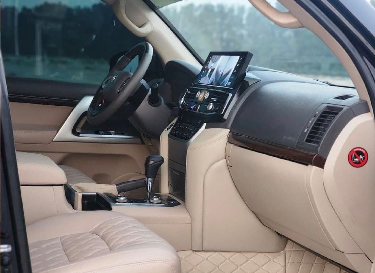 Toyota Land Cruiser 2015 Model VXR V8 Facelift to 2024 Shape Exterior and Interior Full Upgrade