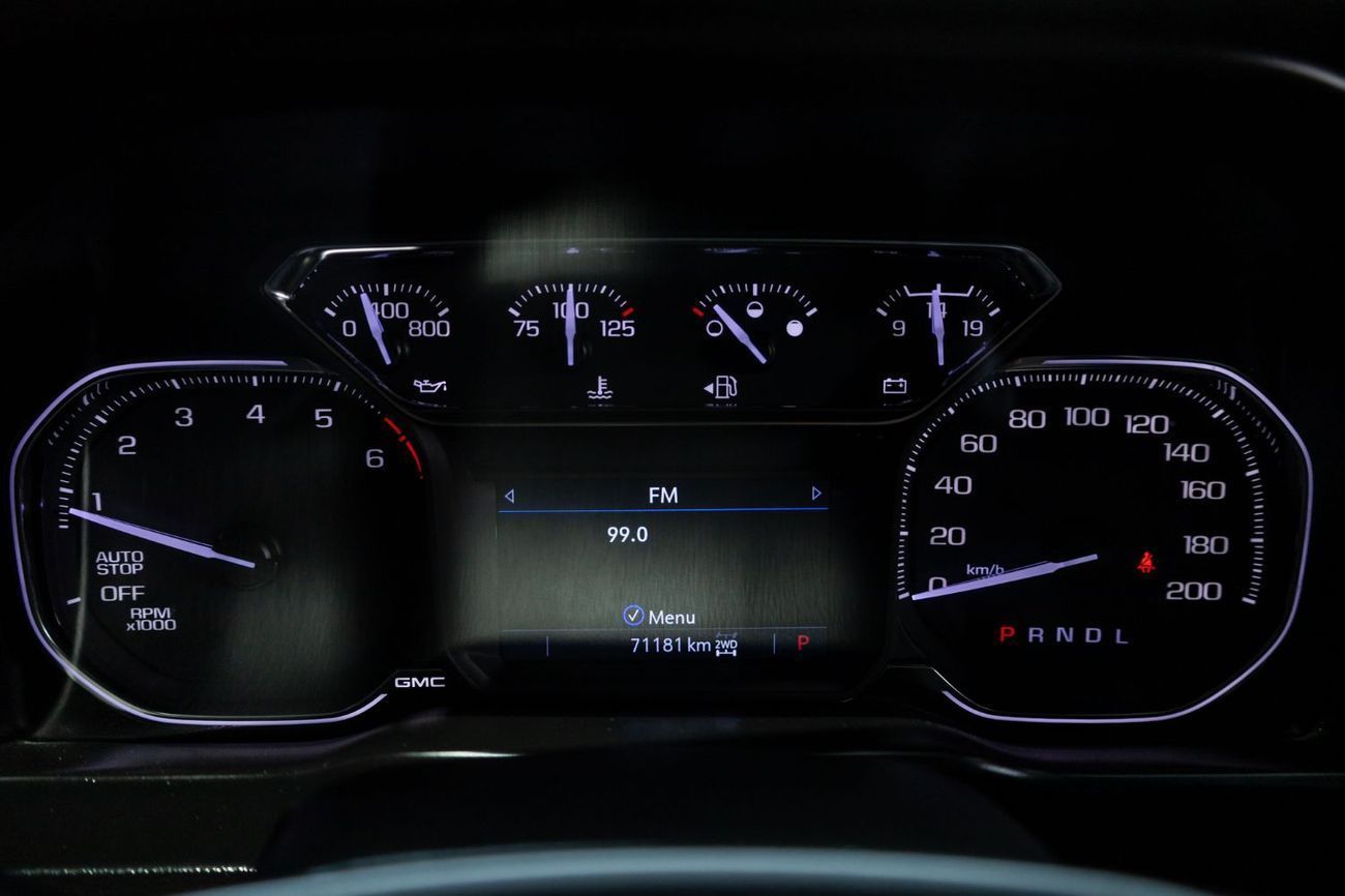 GMC Sierra 5.3L V8 AT4 Crew Cab (AWD)