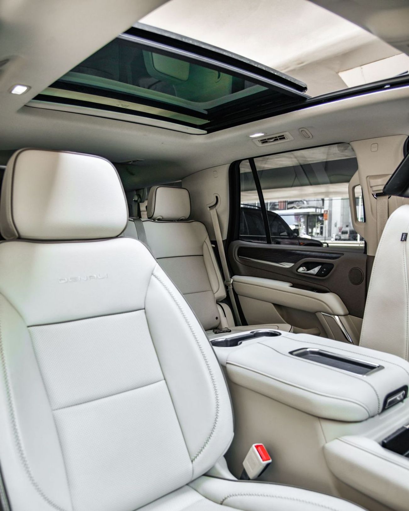 جي أم سي يوكون 6.2 V8 Denali (AWD)