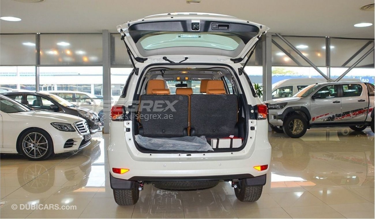 تويوتا فورتونر 2.7L Petrol, GX 4WD AT FOR EXPORT ( GREY & SILVER COLOR )