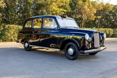 Austin FX4 