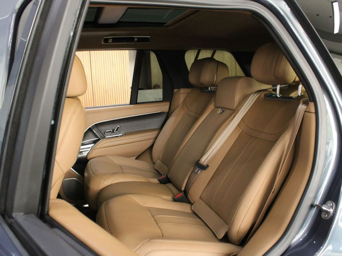 لاند روفر رينج روفر Vogue P550 Autobiography | BRAND NEW!