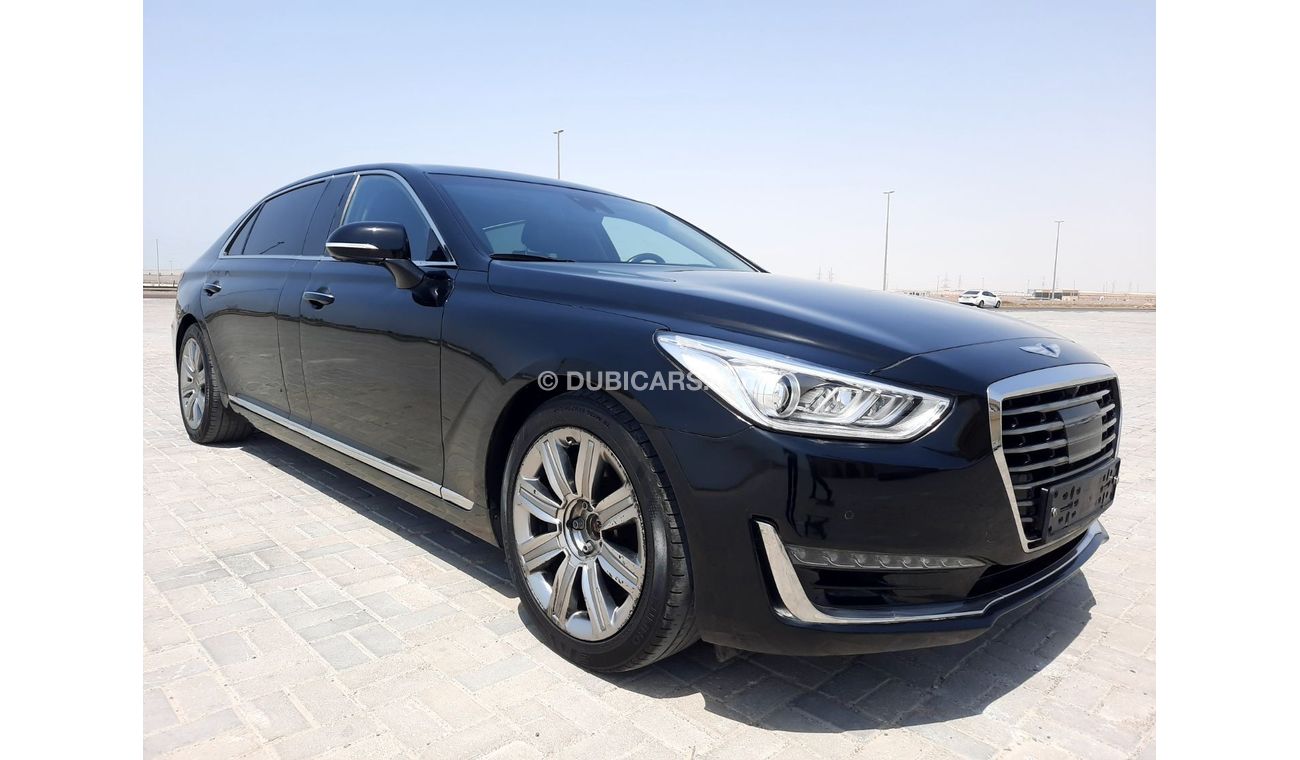 Genesis G90 Limousine Genesis eq900L 2017 full option
