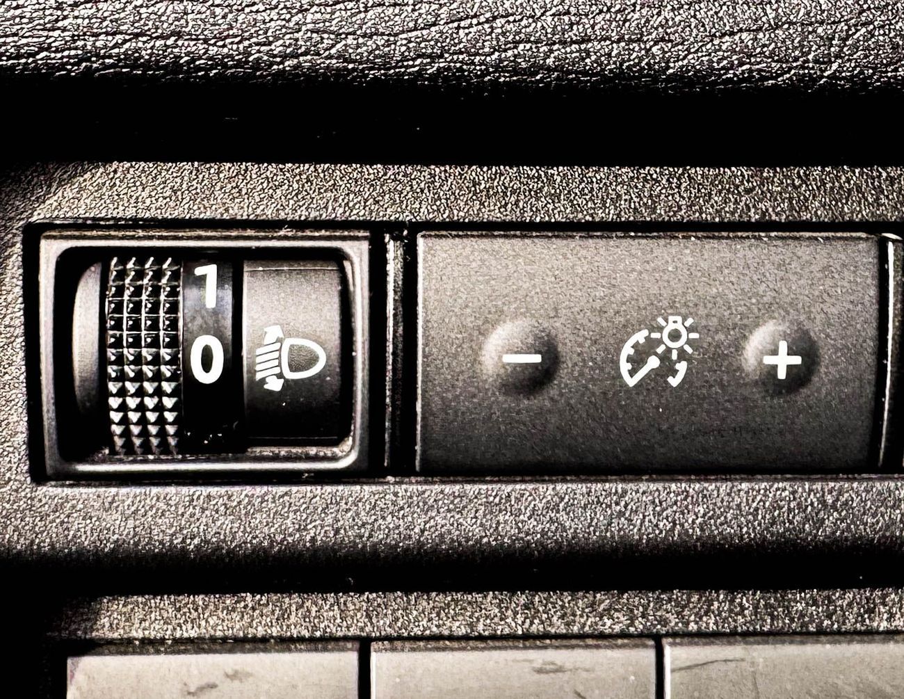 Mitsubishi Outlander Mitsubishi Outlander 2023 GCC 2.4L accident-free original paint in excellent condition 1025 PM