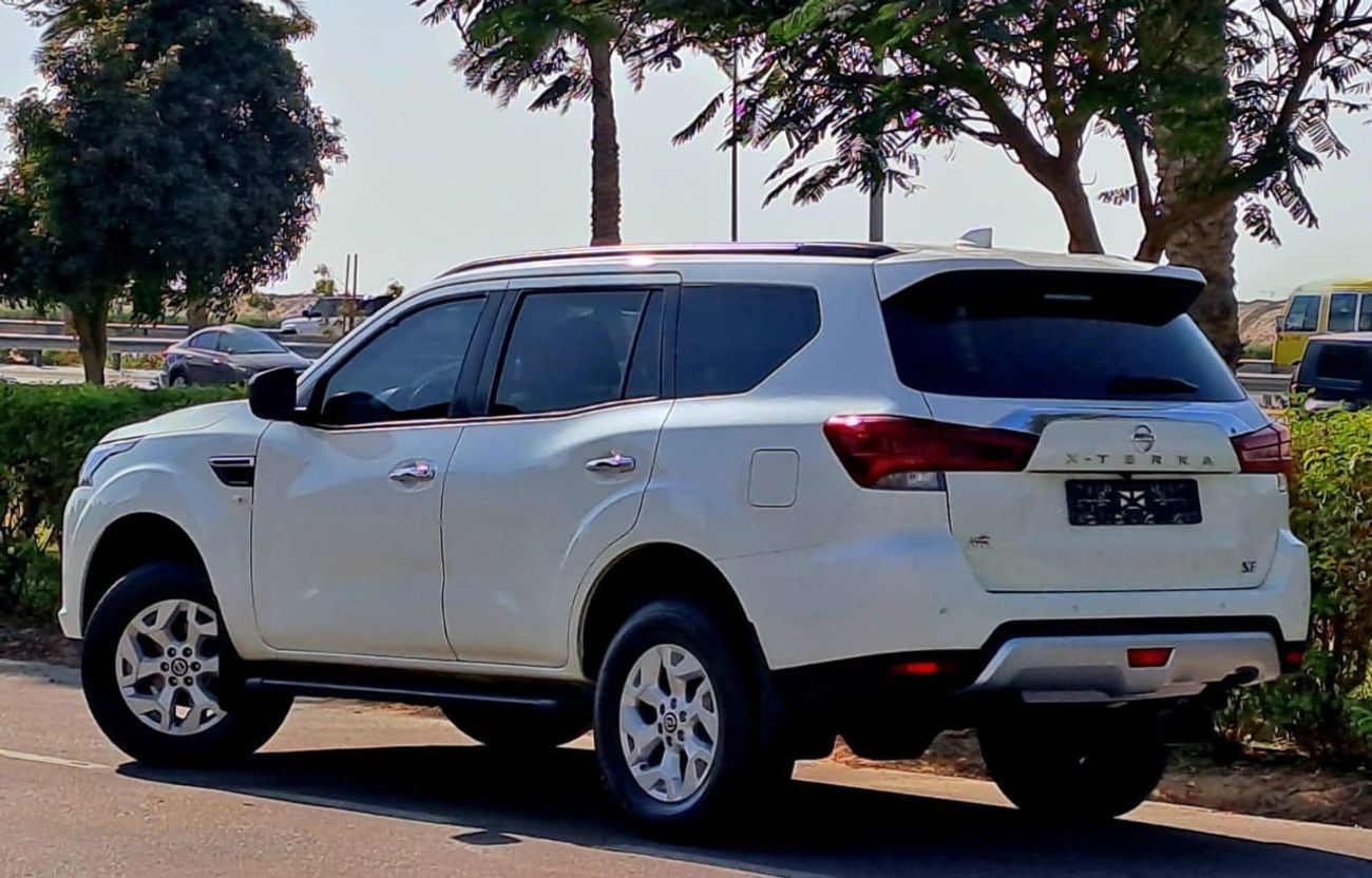 Nissan XTerra SE 2.5L FWD 2021 2.5L GCC (1120/-MONTHLY)
