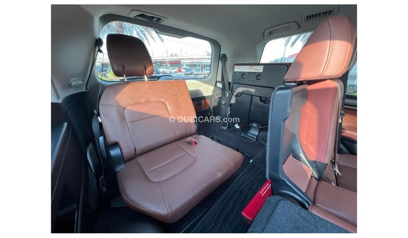 Toyota Land Cruiser TOYOTA LAND CRUIZER 2017 GCC VXR 5.7 TOP OF RANGE ORIGINAL PAINT FULL SERVICE HISTORY