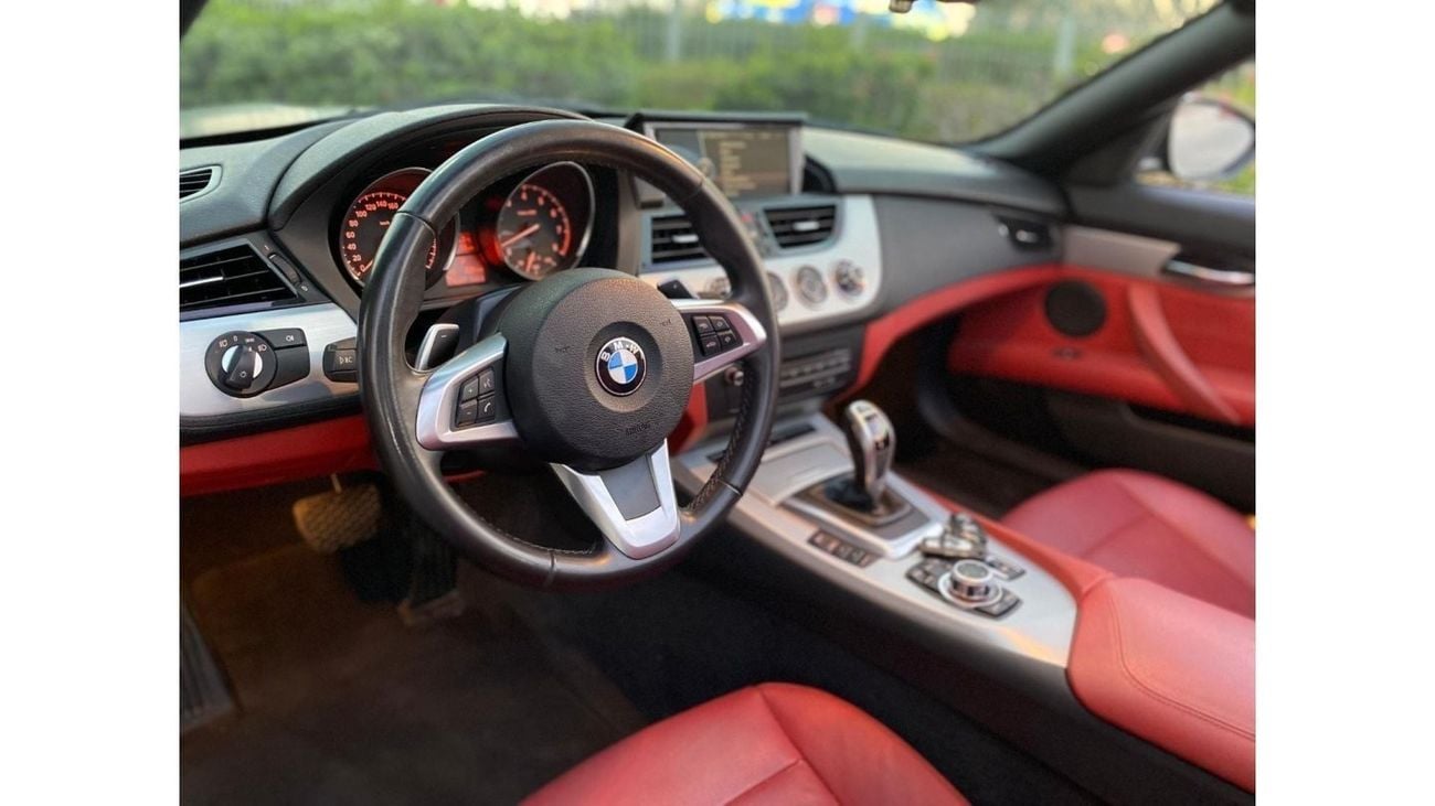 BMW Z4 AUGUST DEAL - LOW MILEAGE - GCC SPECS