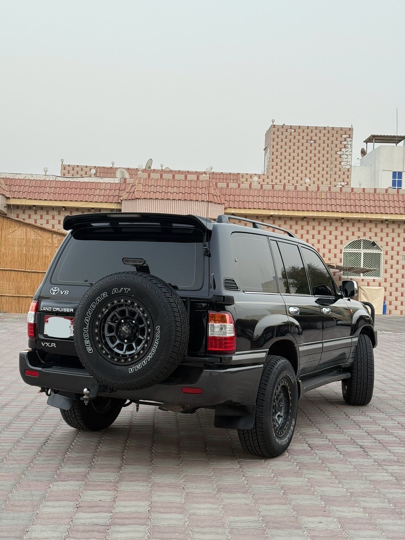 تويوتا لاند كروزر Vxr 4.7