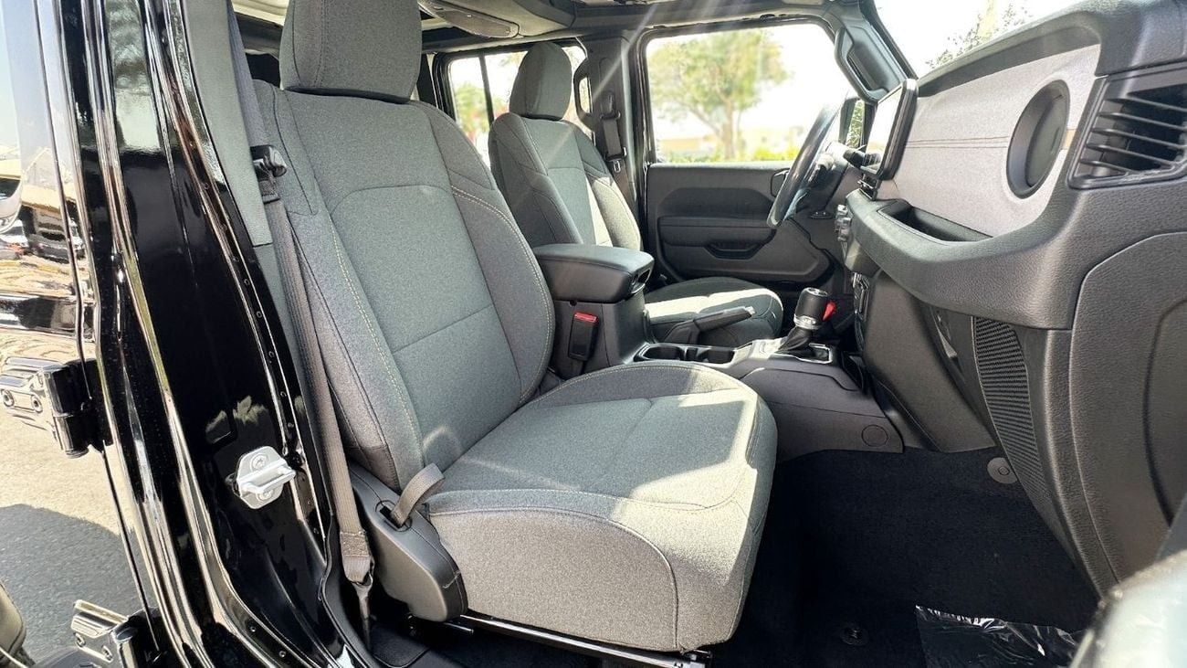 Jeep Wrangler Unlimited Sport S 2.0L A/T GCC 4x4 Official Dealer Warranty