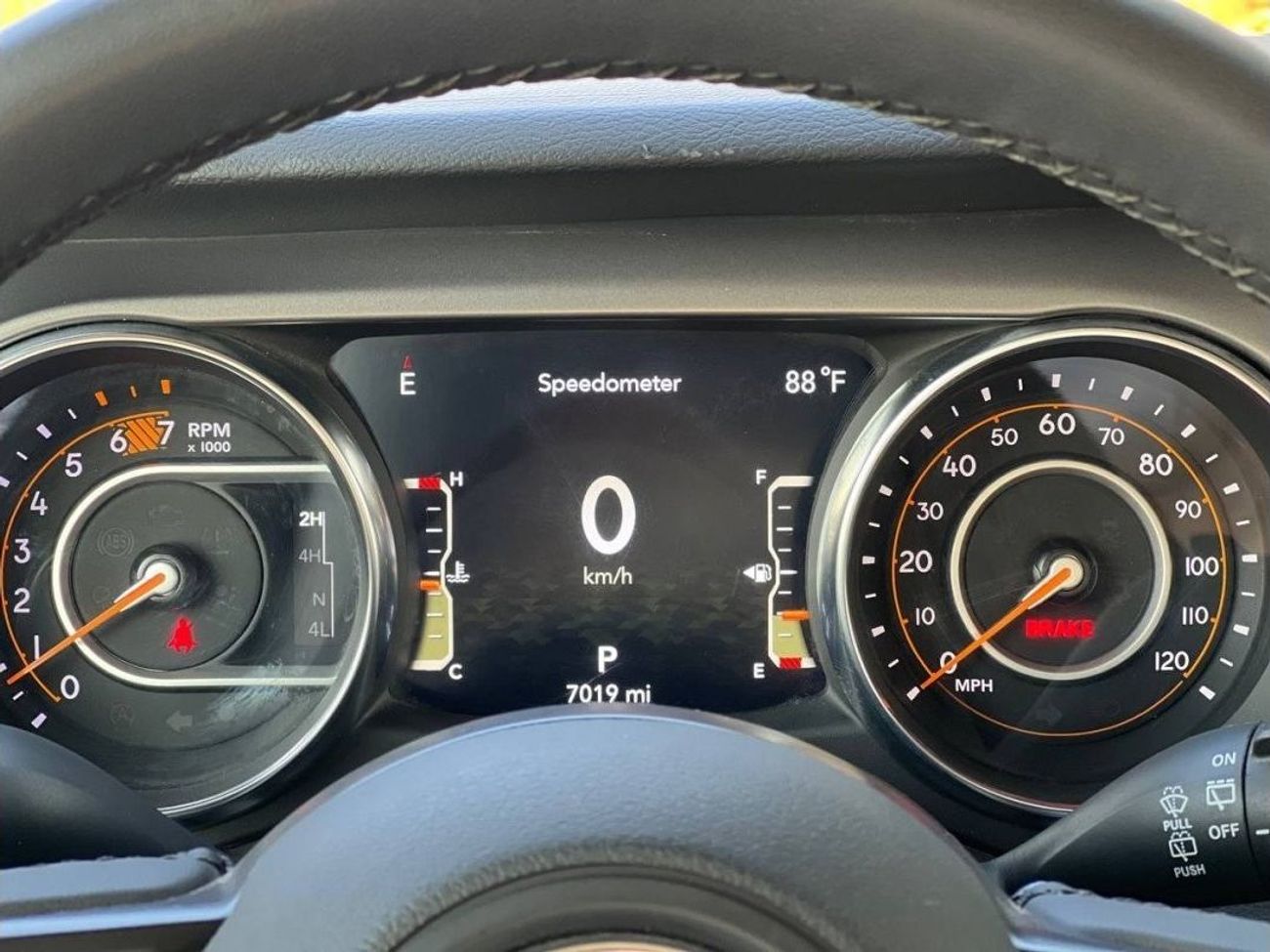 Jeep Wrangler 2.0L PTR A/T // 2023 // SPORT S  HIGH OPTION WITH DVD & CAMERA BACK , CRUISE CONTROL // SPECIAL PRIC