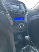 هيونداي سانتا في 2014 Hyundai Santa Fe Ultimate Full Option Panoramic View - Leather Electric Seats With Sensor 2.4L