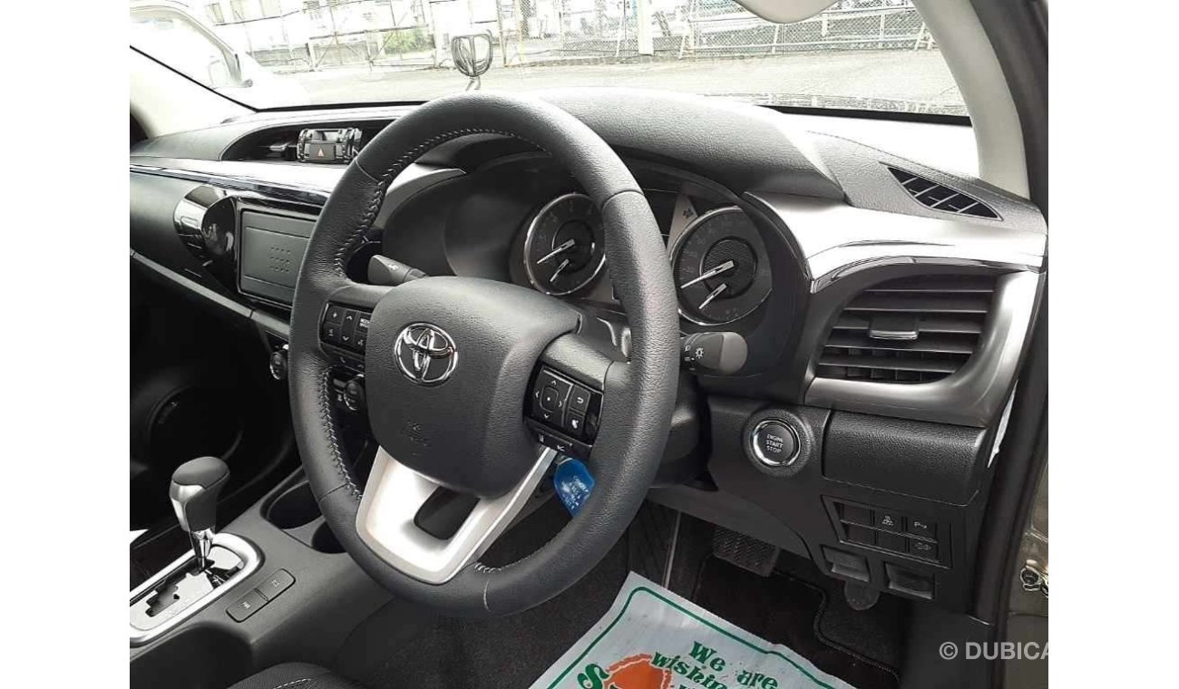 Toyota Hilux TOYOTA HILUX SR5 2022 MODEL FULL OPTIONS
