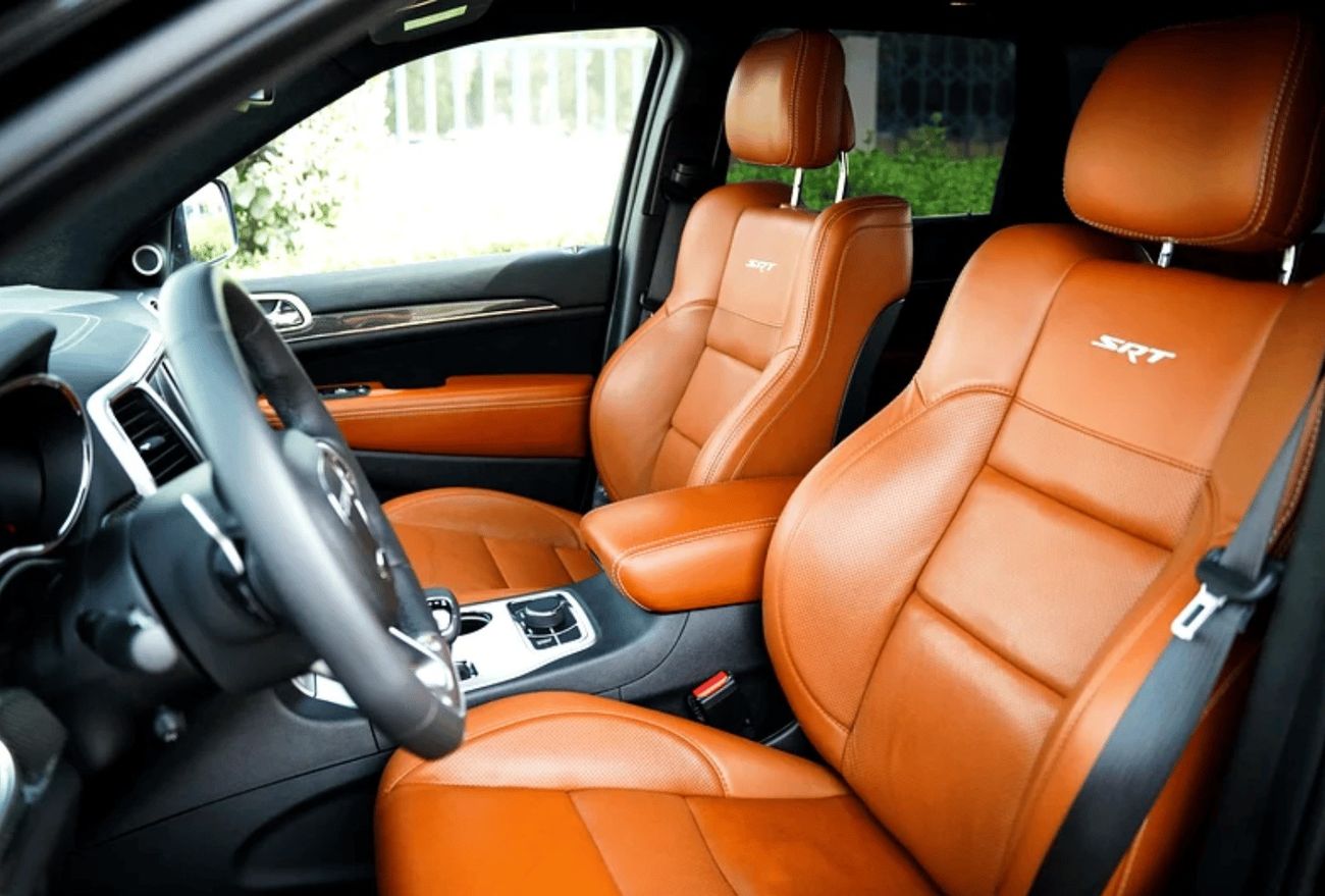 جيب جراند شيروكي SRT8 6.4L