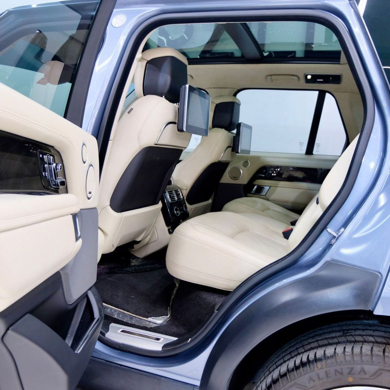 Land Rover Range Rover Autobiography 5.0L (510 HP) Range Rover Autobiography 2019 – Blue | European Specs | Luxury SUV