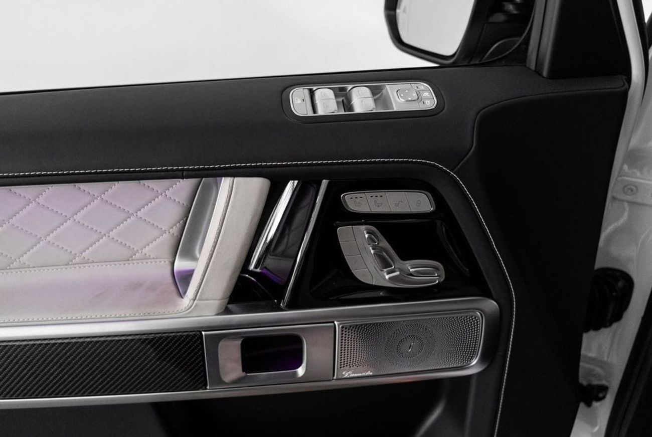 Mercedes-Benz G 63 AMG Mercedes Service History / Japan spec