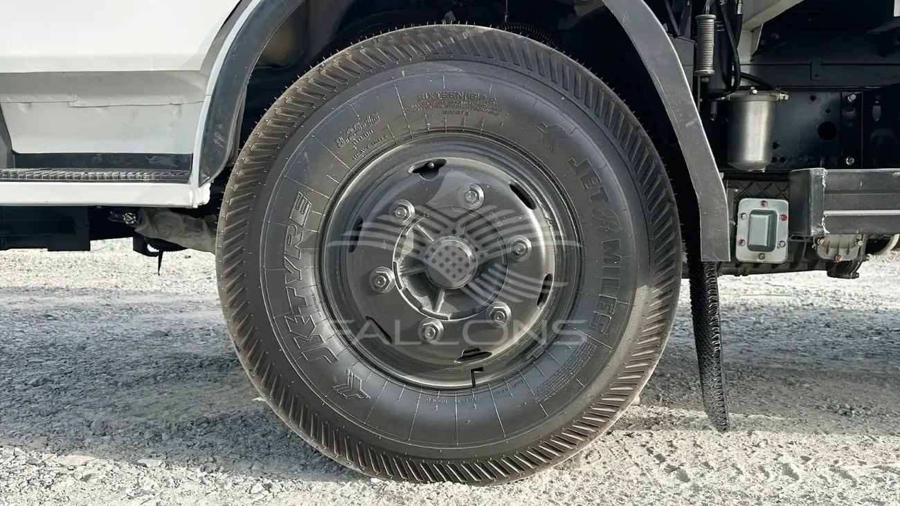 إس إم إل إيسوزو سمراٹ T3500 ترک SML-Isuzu Samrat T3500 Truck 3.5L Diesel MT - LHD