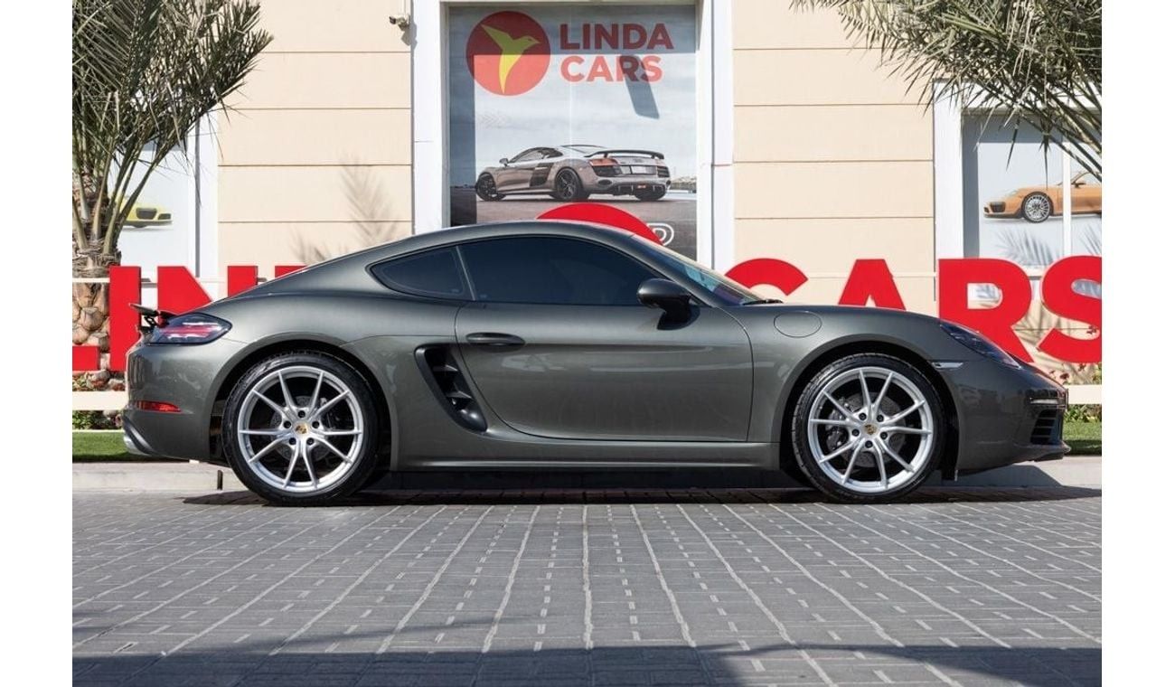 بورش كايمان 718 Porsche 718 Cayman Style Edition 2024 GCC under Agency Warranty with Flexible Down-Payment.