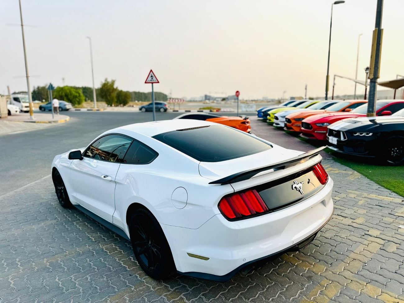 Ford Mustang STANDARD | Paddle Shifters | Fog Lights | Blindspot | # 88305