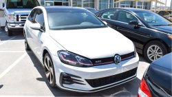 فولكس واجن جولف GTI