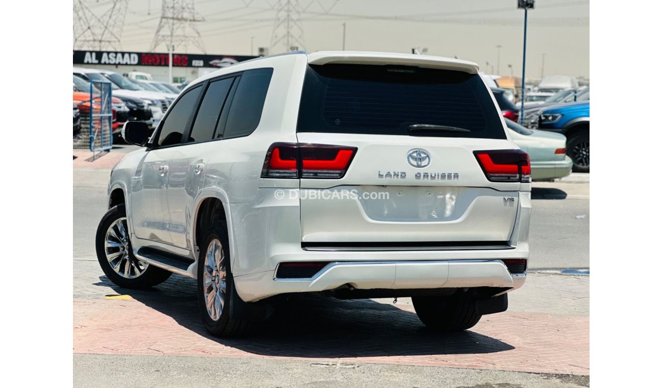 تويوتا لاند كروزر VXR