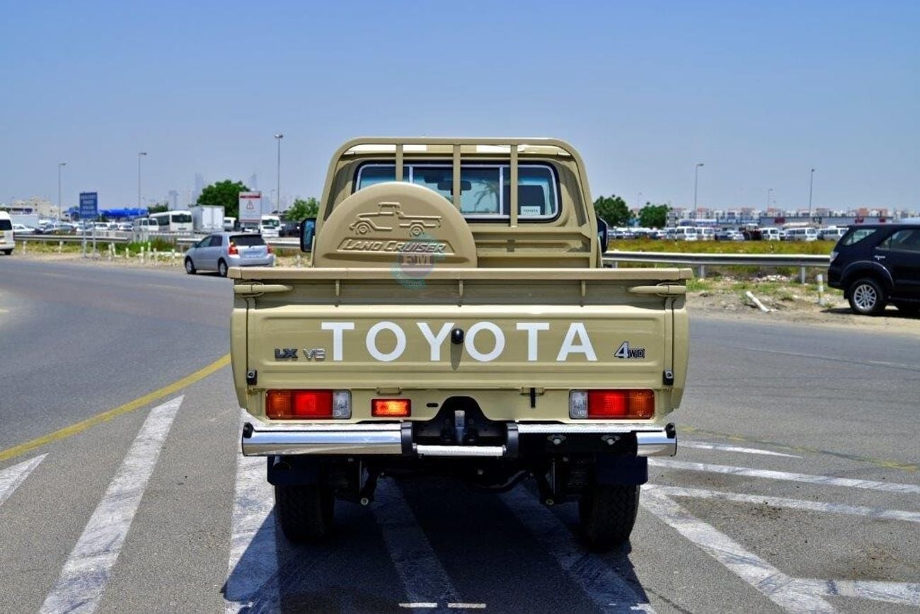 Toyota Land Cruiser Pick Up 79 Petrol 4.0L Automatic (Double Tank)