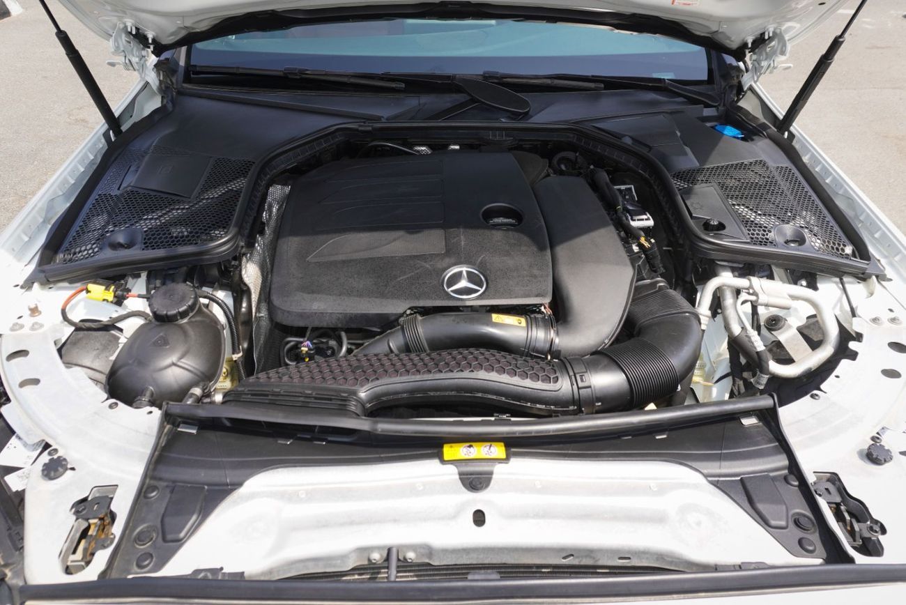 Mercedes-Benz C 300 Sport Mercedes C300 AMG / 2020 / USA