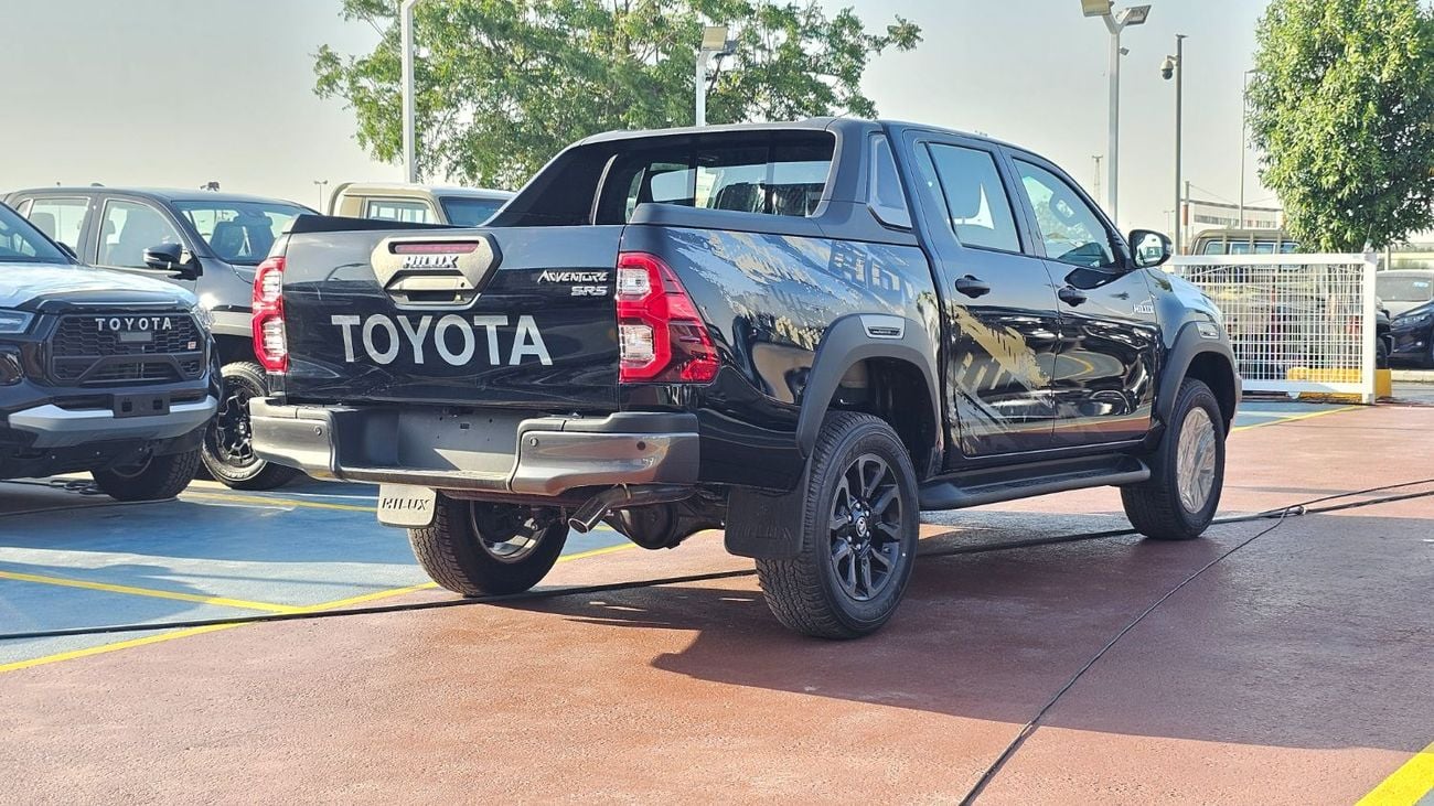 تويوتا هيلوكس 2.8 Adventure 4WD AT WITH COMPRESSOR YM2026 ATTITUDE BLACK