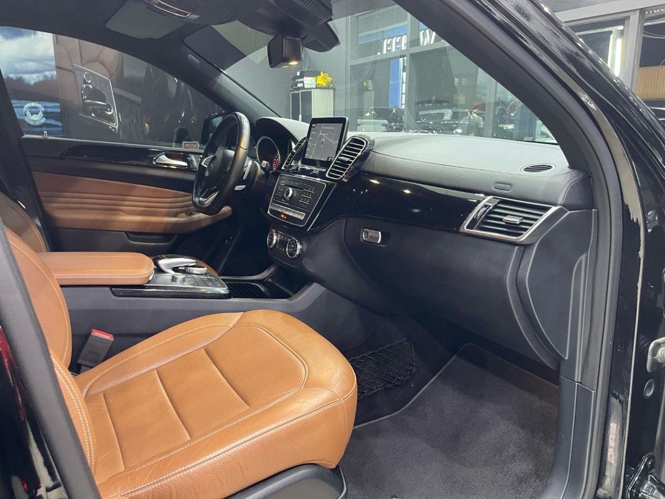 مرسيدس بنز GLE 43 AMG Coupe 3.0L