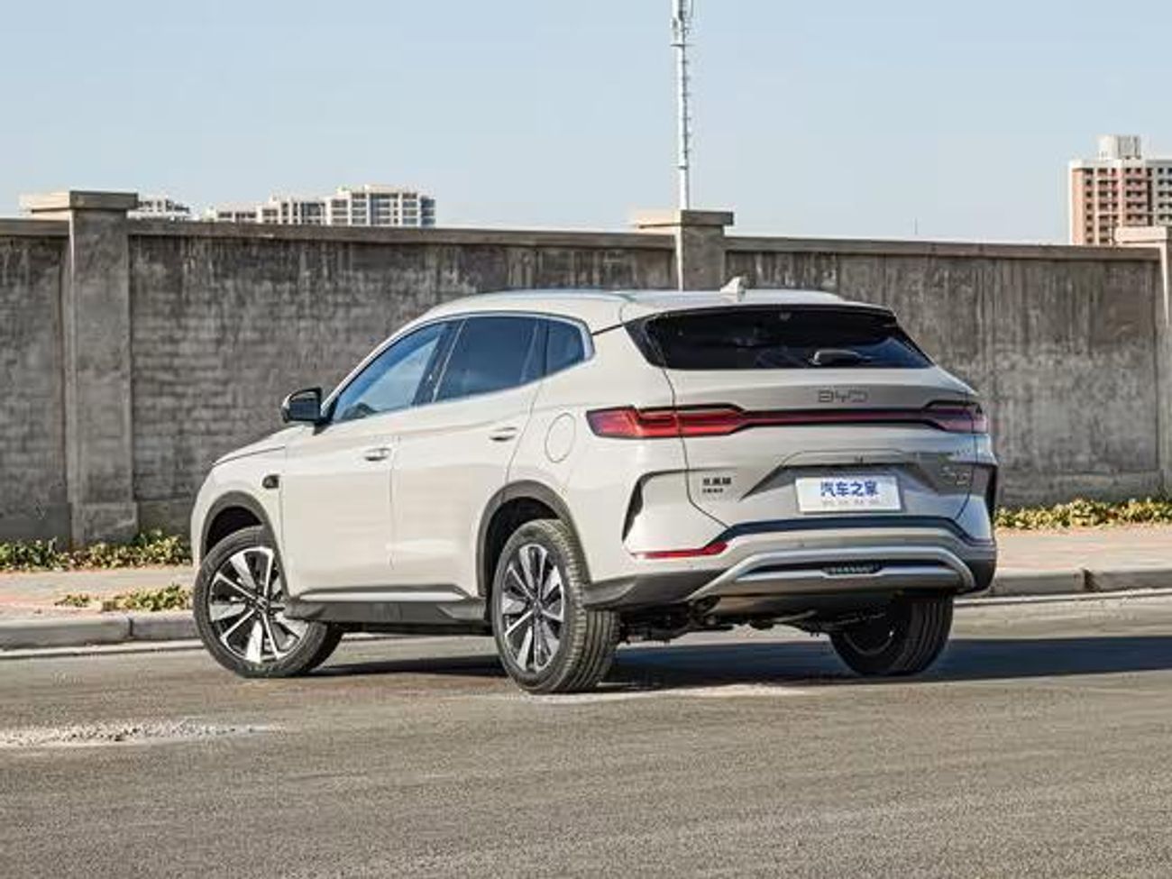 بي واي دي سونغ بلس DM-I 112KM PREMIUM