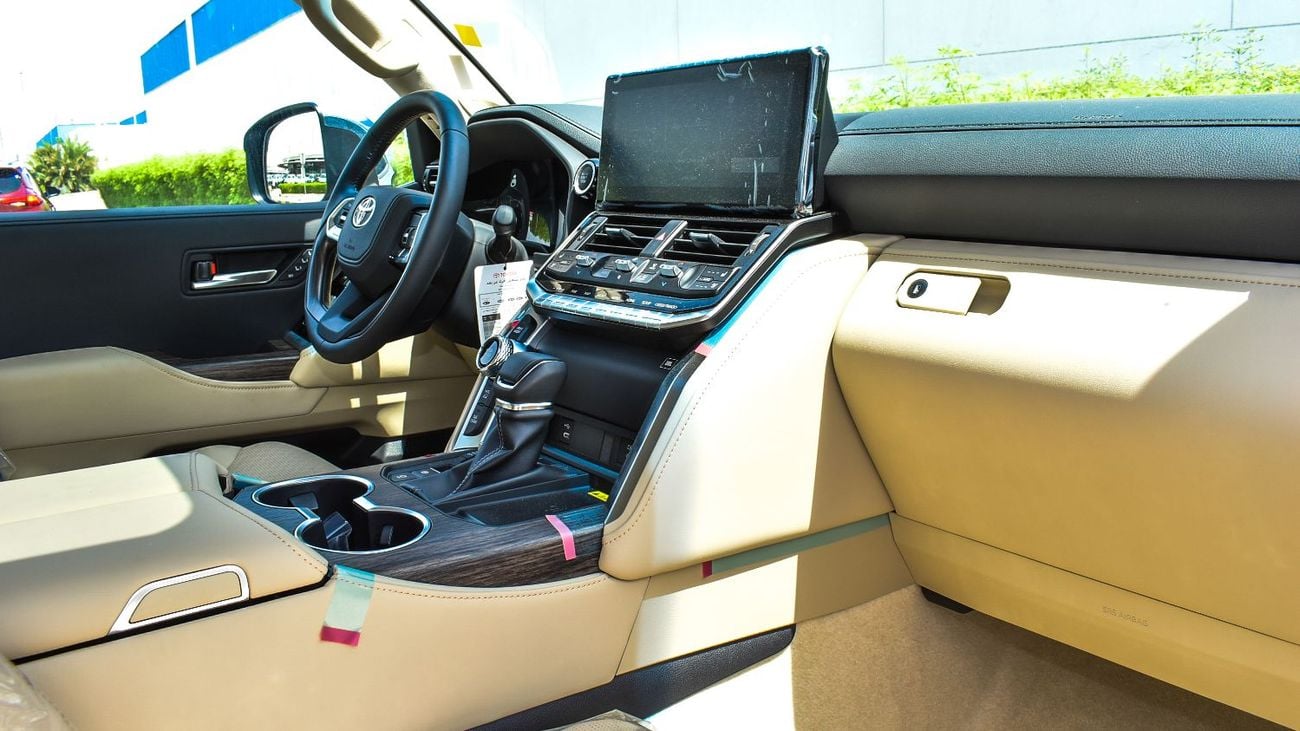 تويوتا لاند كروزر ECT0056 - Toyota Landcruiser 300 VX - 3.3L Diesel - White/Beige - Rear Entertainment
