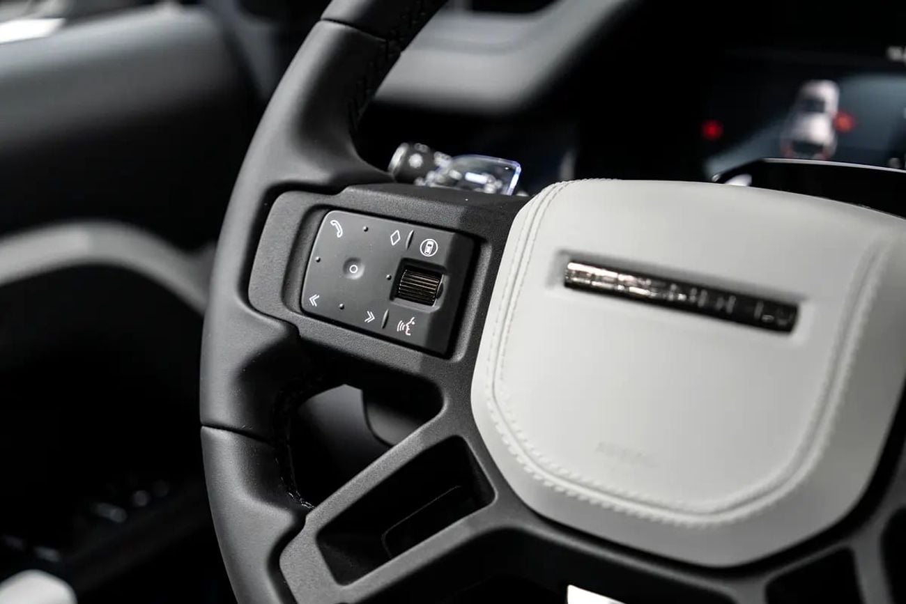 Land Rover Defender 110 OCTA P635 - European Specs