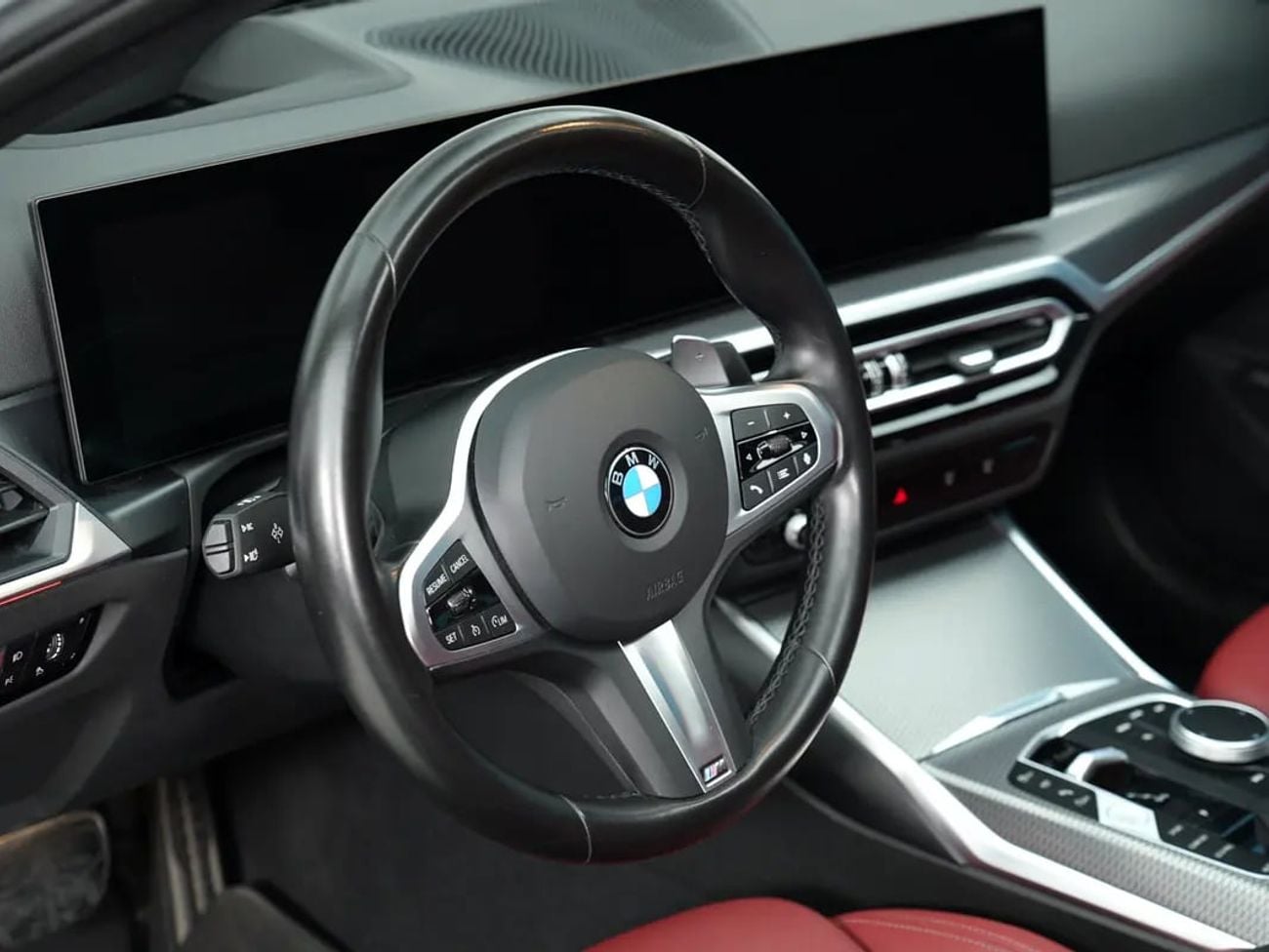بي أم دبليو 320 M SPORT GCC specs, 320i in Perfect Condition