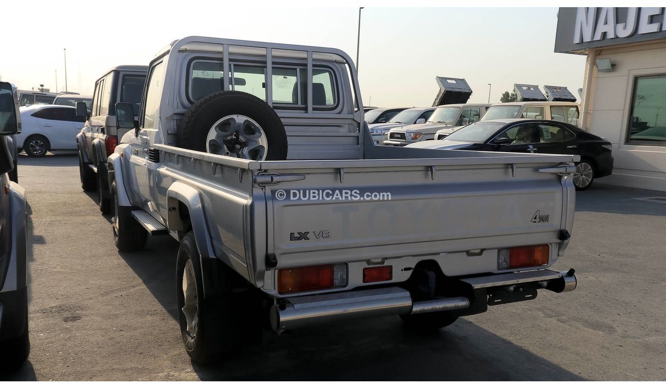 Toyota Land Cruiser Pick Up LX V8 4.5L Diesel