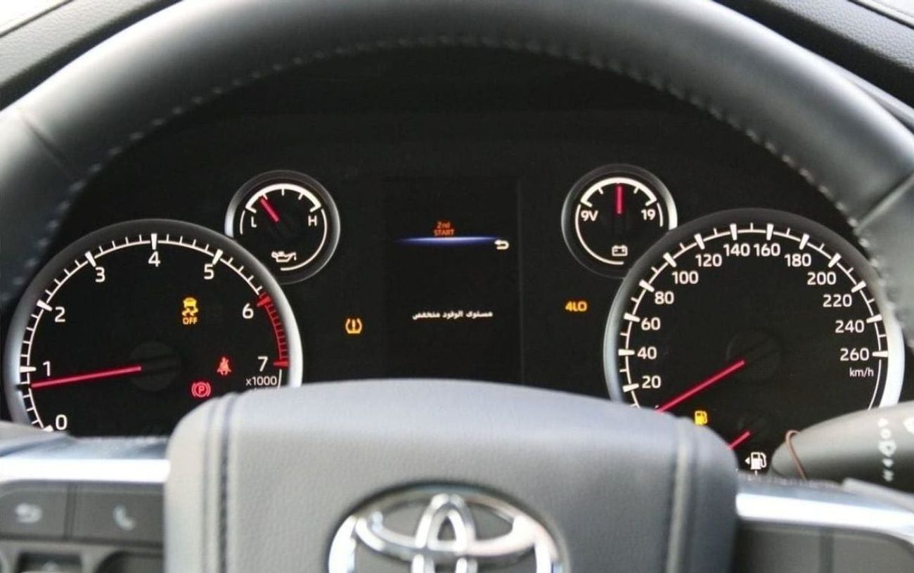 Toyota Land Cruiser Toyota lc300 GXR 3.5L PETROL 2025