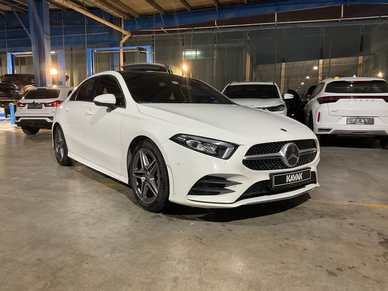 Mercedes-Benz A 200 Premium | Guaranteed Warranty | 0 Down Payment