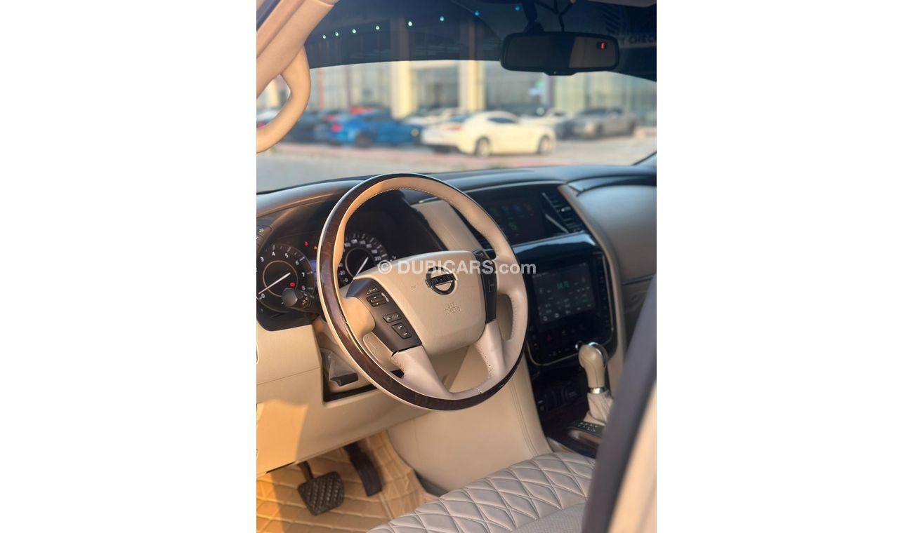 نيسان باترول LE T1