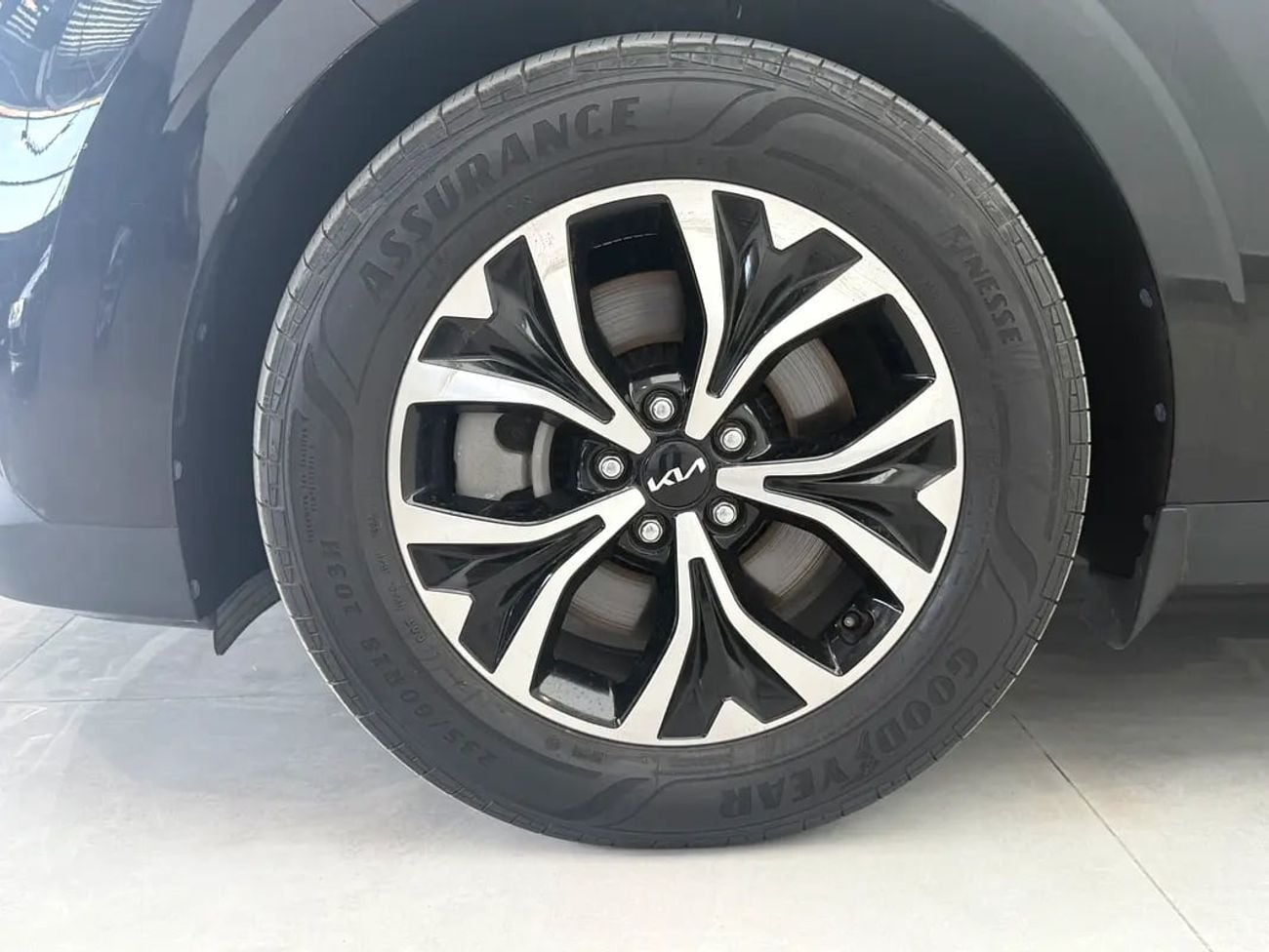 كيا كارنيفال GDI L 3.5L GDI L - GCC Specs - Excellent Condition