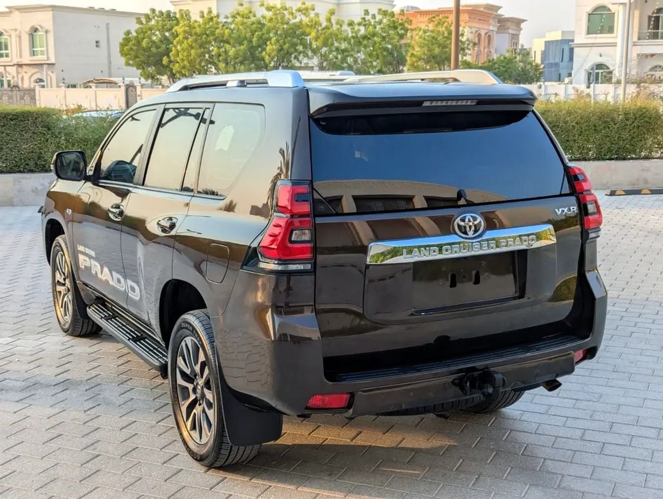 Toyota Prado VXR 2022 GCC Specs - Interior and Exterior Excellent Condition