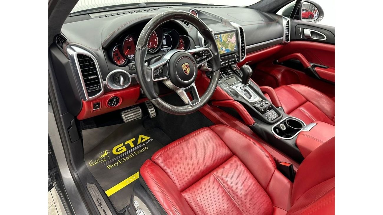 بورش كايان 2017 Porsche Cayenne GTS, Dec 2025 Porsche Warranty, Full Porsche Service History, Full Options, GCC