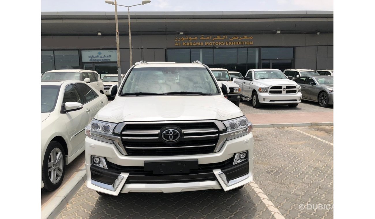 Toyota Land Cruiser VXR V8 5.7 GRAND S