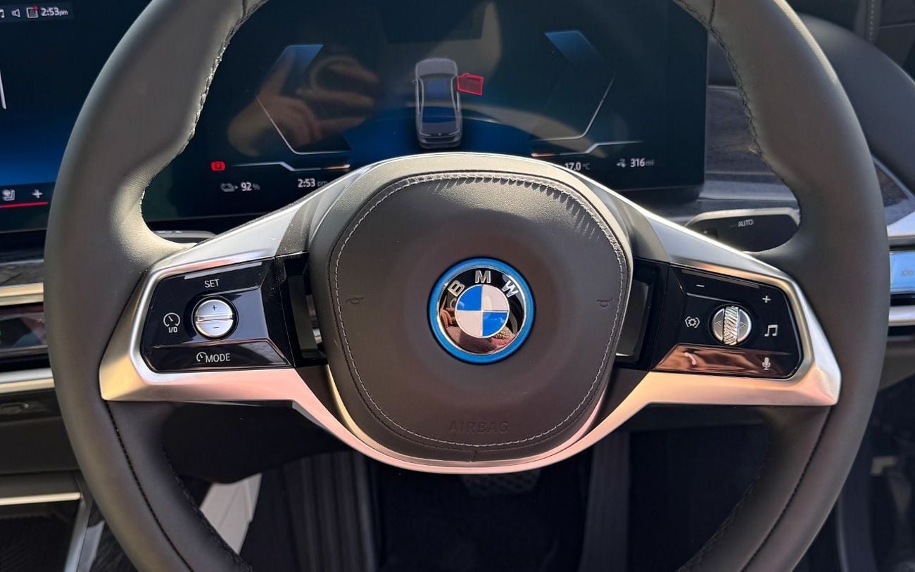 بي أم دبليو i7 XDRIVE60 BUSINESS EXCELLENCE xDrive60 Excellence Pro Right Hand Drive