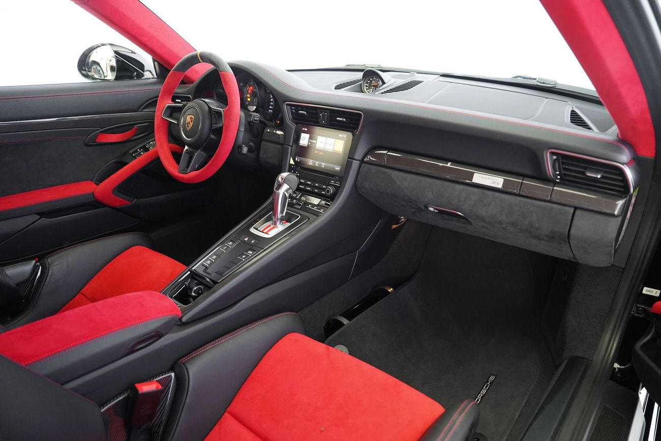 بورش 911 GT2RS 3.8L