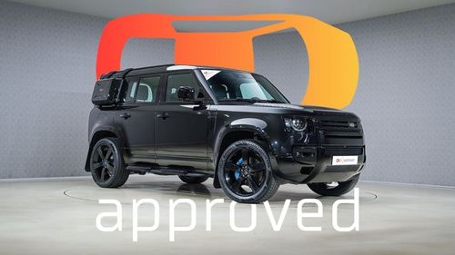 لاند روفر ديفندر P400 110 HSE 3.0L (5 Seater) | AED 6,300 PM | Warranty April-2029 | GCC