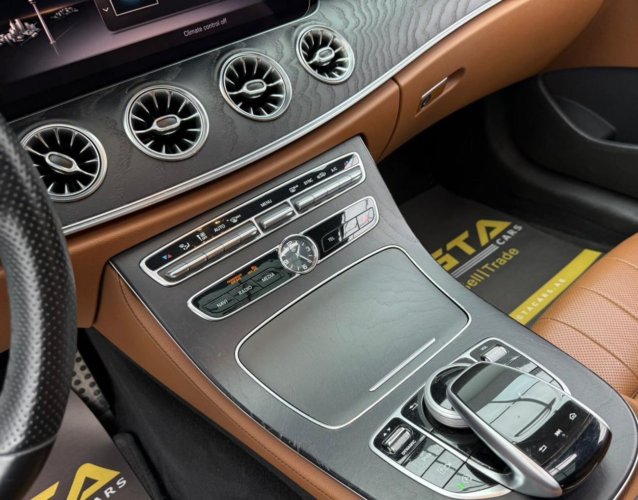 مرسيدس بنز E 400 كوبيه 2018 Mercedes Benz E400 4Matic, Service History, Fully Loaded, Excellent Condition, GCC