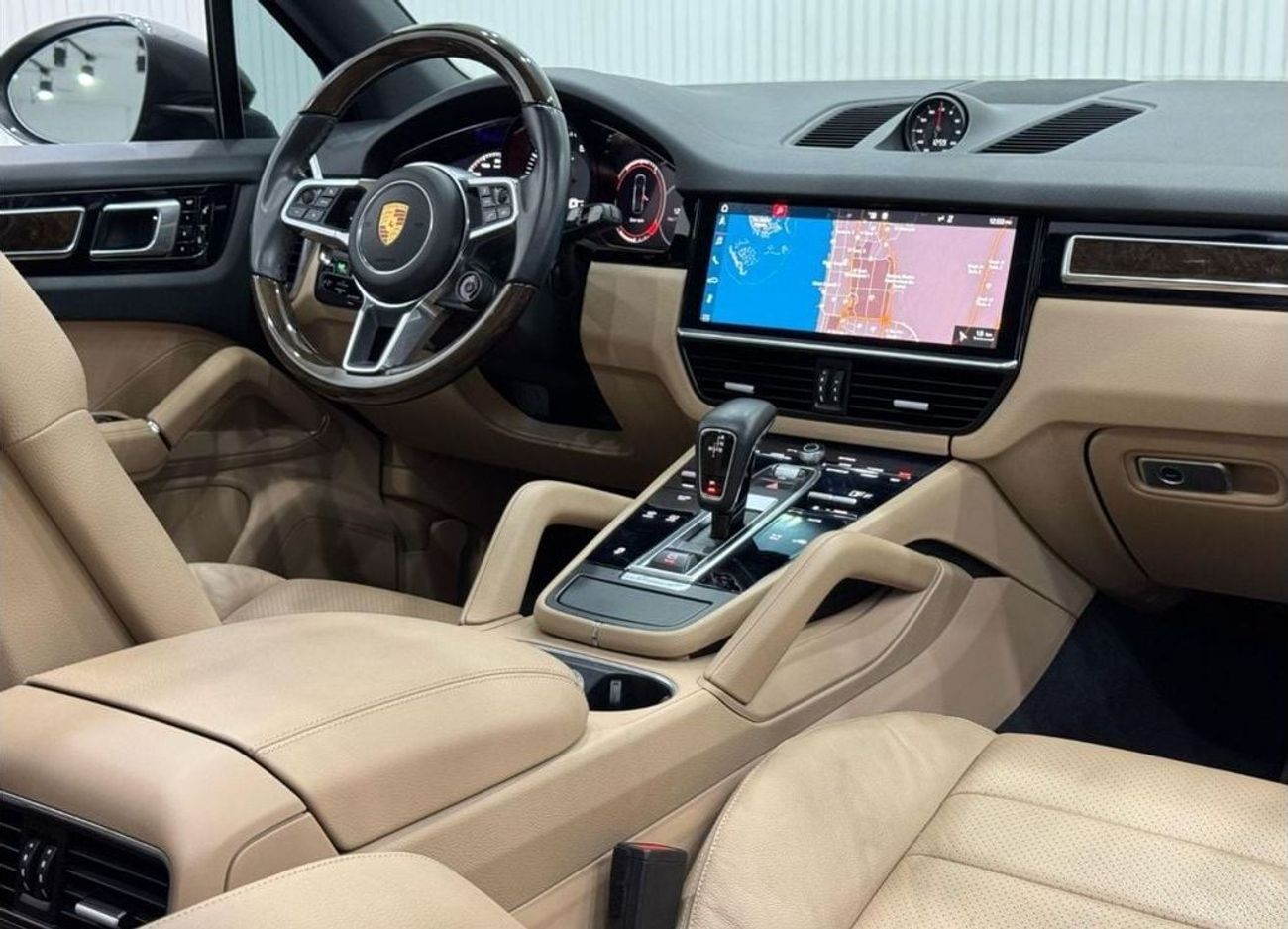 بورش كايان Std 3.0L (340 HP) 2019 Porsche Cayenne, 2025 Porsche Warranty, Sport Chrono Package, GCC